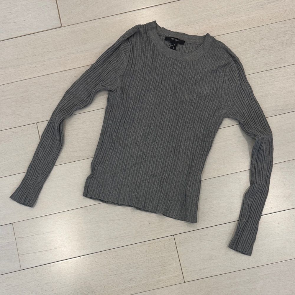 Forever 21 Heather Gray Ribbed Top